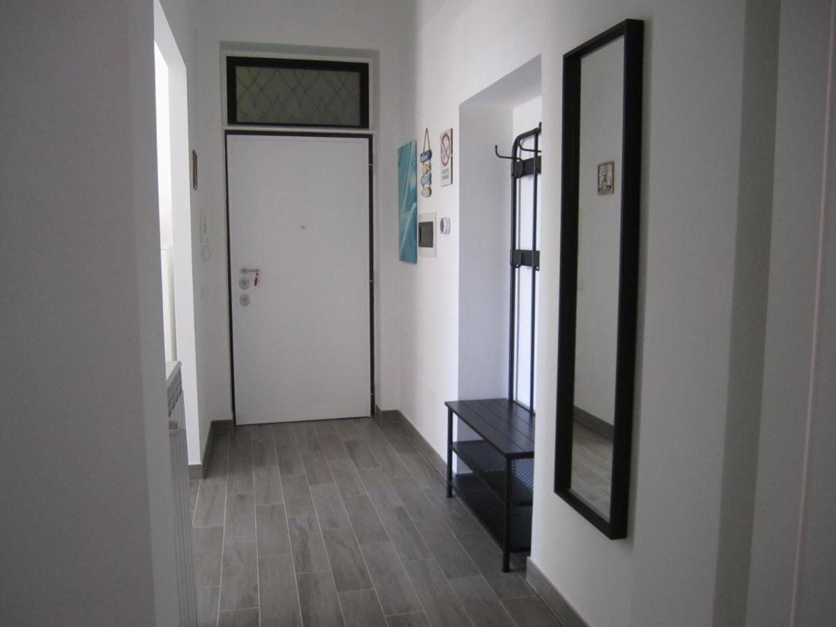Piuma Celeste A Due Passi Dal Mare E Dal Centro Storico Lido di Ostia Exterior photo